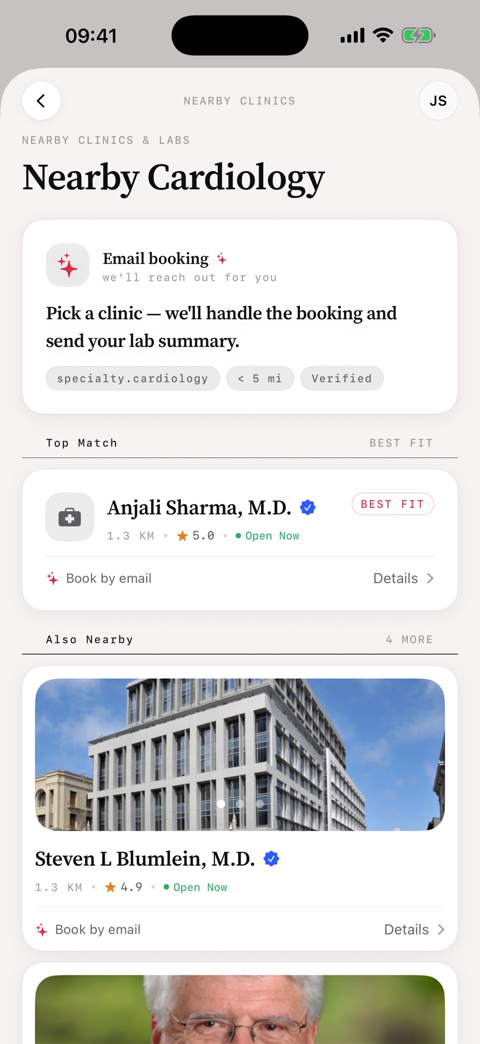iMediq nearby clinics screen